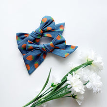 Charger l'image dans la galerie, Bouclette denim fraises