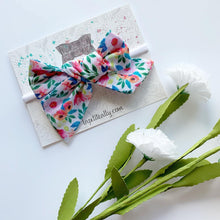 Charger l'image dans la galerie, Bouclette Josiane