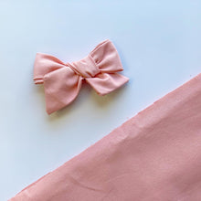 Charger l'image dans la galerie, Bouclette rose quartz