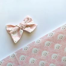 Charger l'image dans la galerie, Bouclette petite brebis