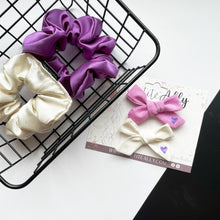 Charger l'image dans la galerie, Bébé bouclette petit coeur - Ivoire/mauve