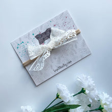 Charger l'image dans la galerie, Dentelle crème