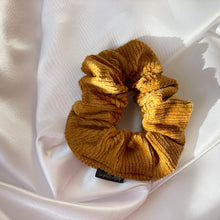 Charger l'image dans la galerie, Chouchou corduroy moutarde