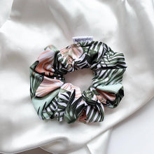 Charger l'image dans la galerie, Chouchou piscine Vacances au soleil