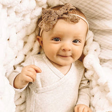 Charger l'image dans la galerie, Dentelle brunâtre