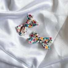 Charger l'image dans la galerie, Bouclette abeilles fleuris